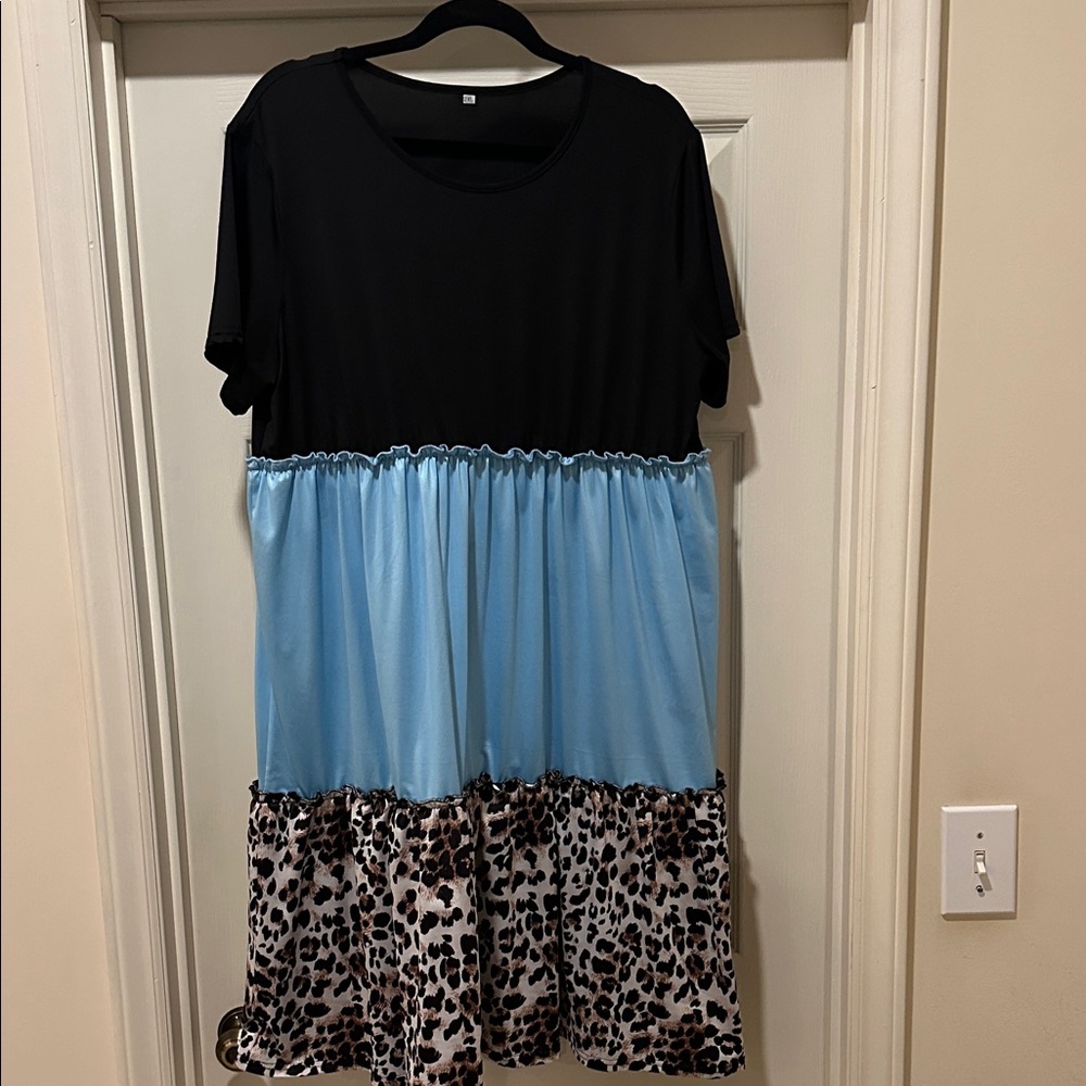 SHEIN Black and Blue Casual Dress with Leopard Print